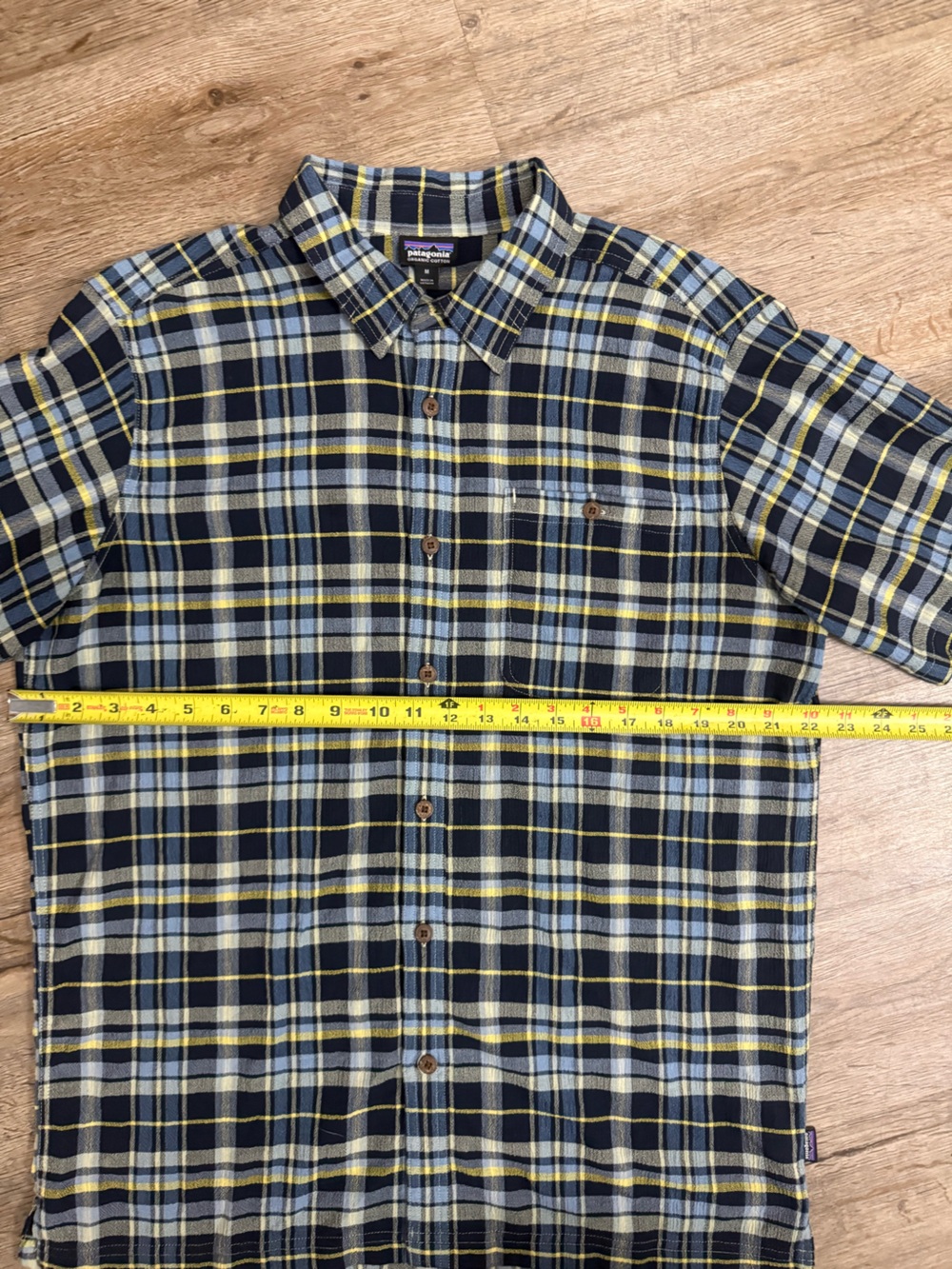 Patagonia • Men’s A/C Shirt - Picture 5 of 8